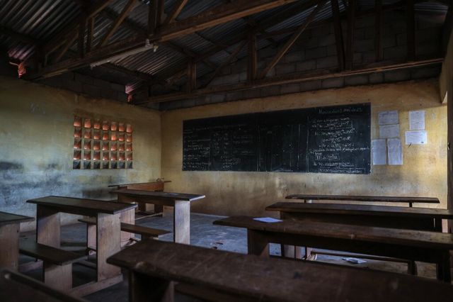The bilingual Rosière High School, Yaounde, Cameroon which Embiid attended (©AFP)